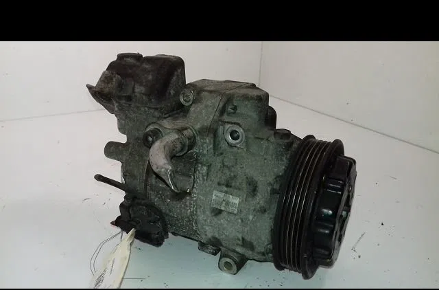 Compresseur air conditionne Mercedes-benz CLASSE A (W168) A 170 cdi (168.009, 168.109) (2001-2004) occasion — photo 2