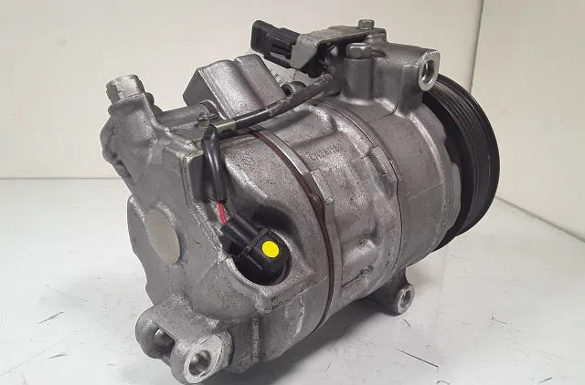 Compresseur air conditionne Mercedes-benz CLASSE C T-Model (S205) C 200 bluetec - d (205.237) (2014-2018) occasion — photo 2