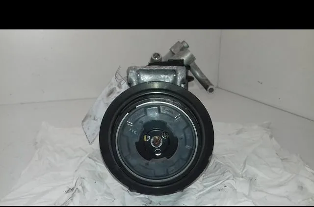 Compresseur air conditionne Mercedes-benz SLK (R171) 200 kompressor (171.445) (2008-2011) occasion