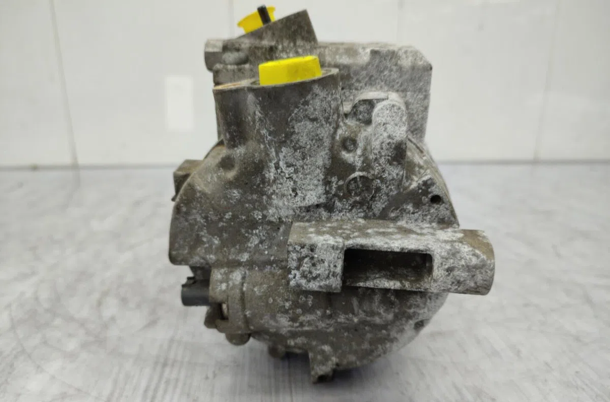 Compresseur air conditionne MERCEDES CLASSE C 204 PHASE 1 BREAK occasion — photo 2