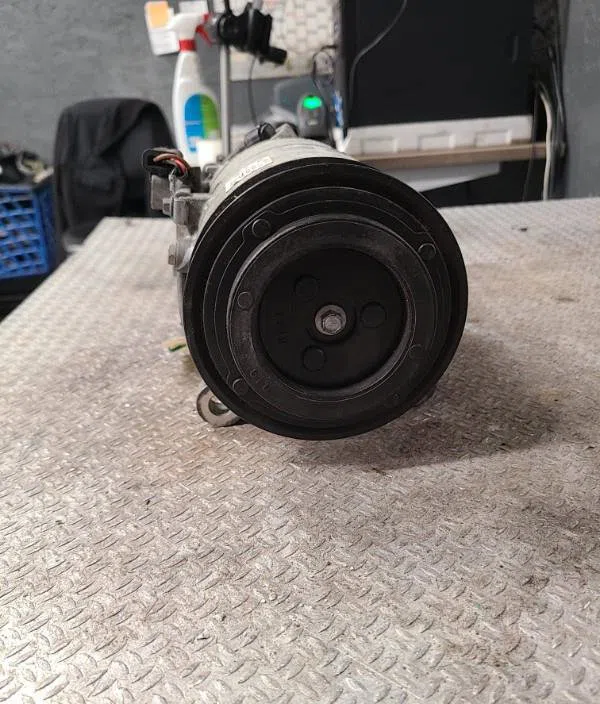 Compresseur air conditionne MINI MINI 3 F54  MINI 3 F54 CLUBMAN PHASE 1 BREAK occasion