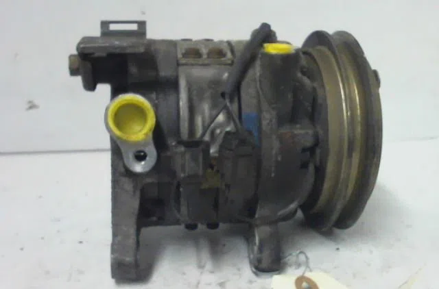 Compresseur air conditionne NISSAN ALMERA occasion — photo 2