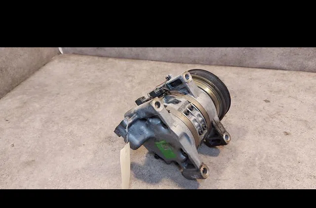 Compresseur air conditionne Nissan MICRA II (K11) 1.3 i 16v (1992-2000) occasion — photo 2
