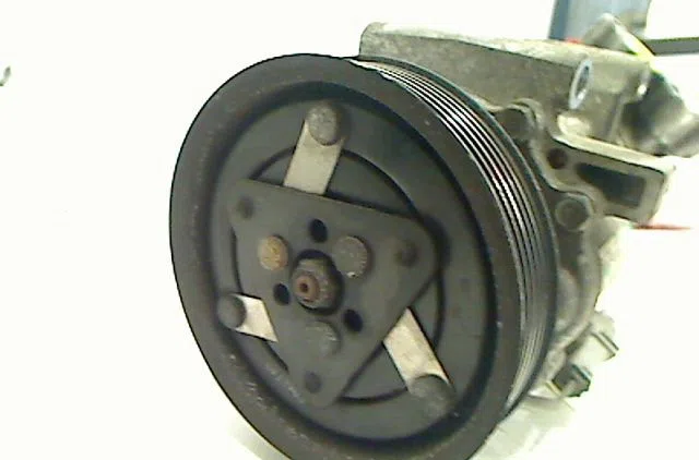 Compresseur air conditionne Nissan MICRA III (K12) 1.5 dci (2003-2010) occasion — photo 2
