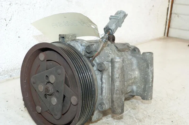 Compresseur air conditionne NISSAN NOTE 1 PHASE 1 occasion — photo 2