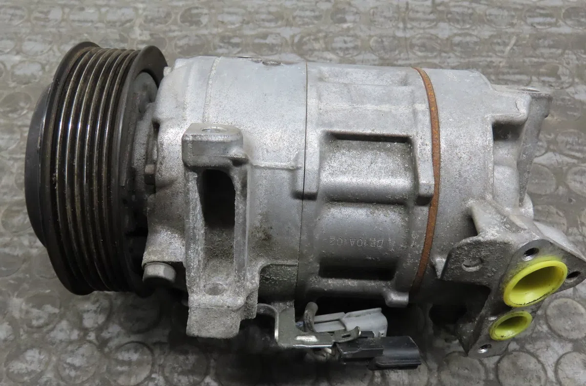 Compresseur air conditionne Nissan QASHQAI II SUV (J11, J11_) 1.6 dci all mode 4x4-i (2013) occasion — photo 2