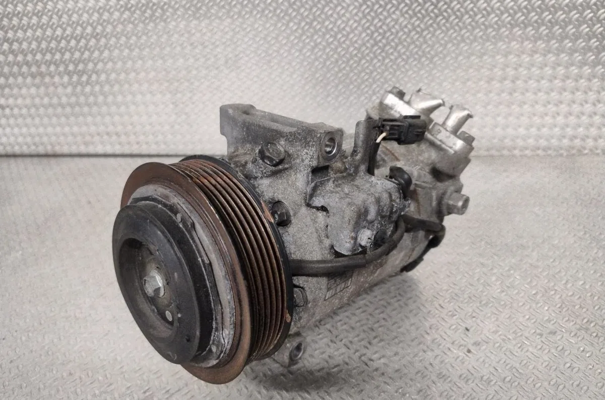 Compresseur air conditionne Nissan QASHQAI II SUV (J11, J11_) 1.6 dig-t (2014) occasion — photo 2