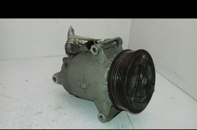 Compresseur air conditionne Nissan QASHQAI - QASHQAI 2 I (J10, NJ10, JJ10E) 1.6 (2010-2013) occasion — photo 2