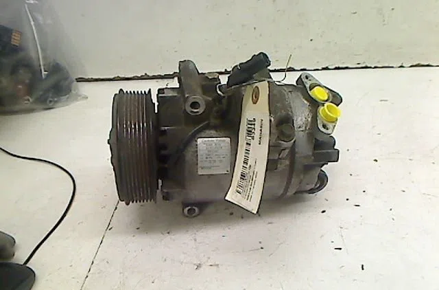 Compresseur air conditionne Nissan QASHQAI - QASHQAI 2 I (J10, NJ10, JJ10E) 2.0 dci (2007-2013) occasion — photo 2