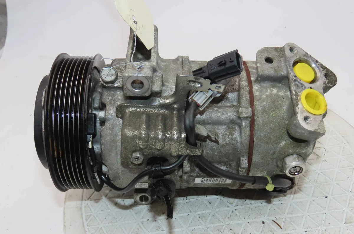Compresseur air conditionne NISSAN X-TRAIL III occasion — photo 2