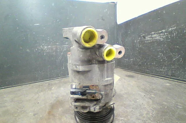 Compresseur air conditionne Opel AGILA (B) (H08) 1.0 (f68) (2008-2011) occasion — photo 2
