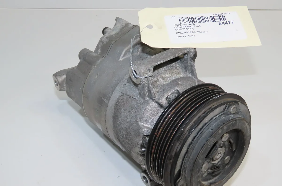 Compresseur air conditionne Opel ASTRA J A trois volumes 1.6 cdti (69) (2014) occasion