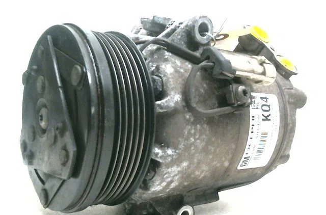 Compresseur air conditionne Opel ASTRA J GTC 1.7 cdti (08) (2011-2015) occasion — photo 2
