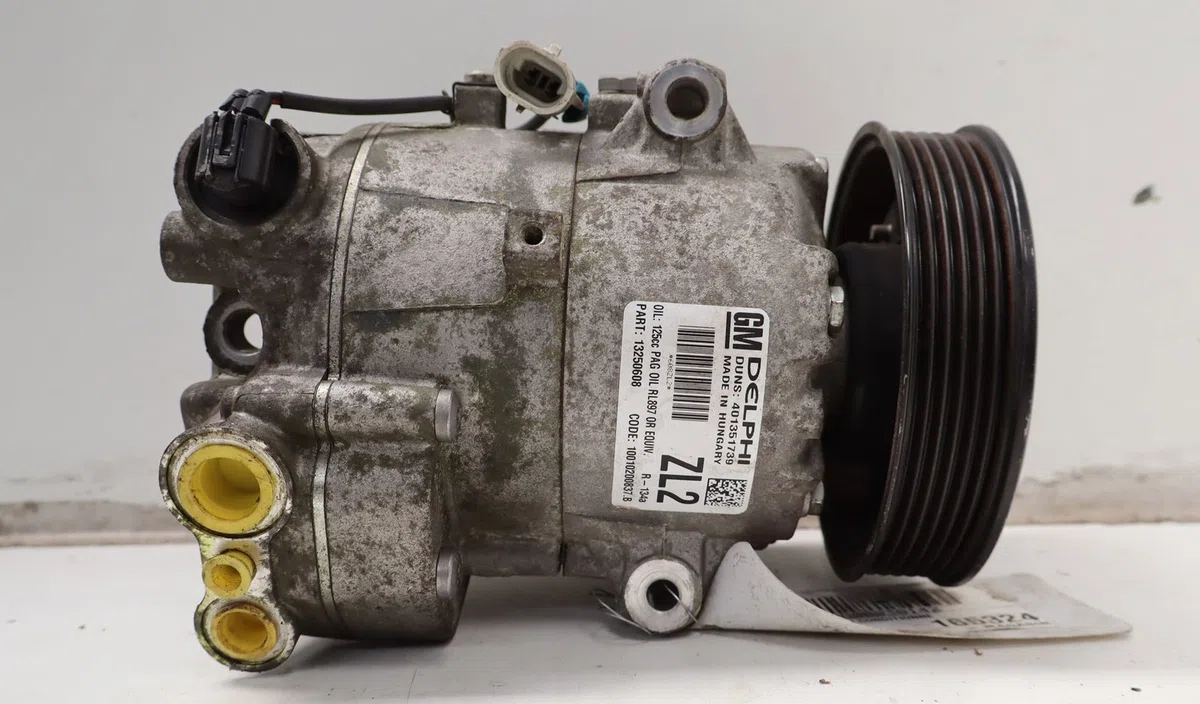 Compresseur air conditionne Opel ASTRA J (P10) 1.4 (68) (2009-2015) occasion — photo 2