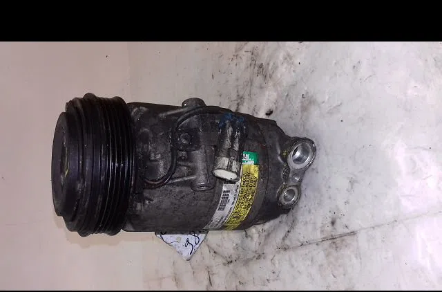 Compresseur air conditionne Opel CORSA C (X01) 1.0 (f08, f68) (2000-2003) occasion — photo 2
