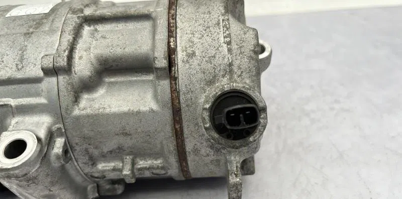 Compresseur air conditionne OPEL CORSA D PHASE 2 occasion — photo 3