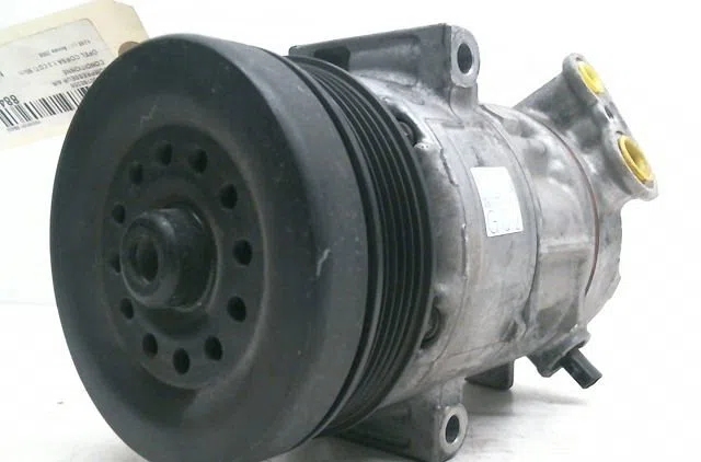 Compresseur air conditionne Opel CORSA D (S07) 1.3 cdti (l08, l68) (2006-2014) 3 portes occasion — photo 2