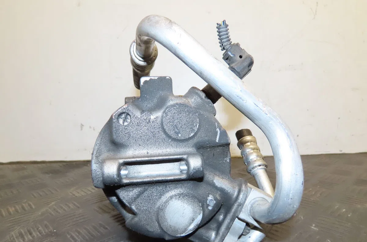 Compresseur air conditionne Opel CORSA D (S07) 1.3 cdti (l08, l68) (2006-2014) 5 portes occasion — photo 2