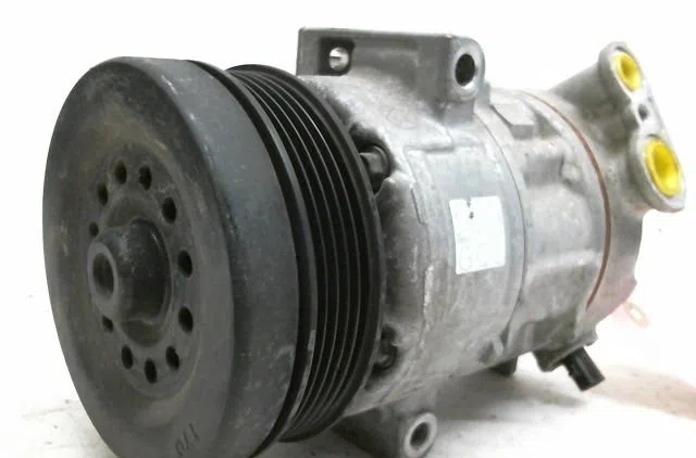 Compresseur air conditionne Opel CORSA D (S07) 1.4 (l08, l68) (2006-2014) 3 portes occasion — photo 2