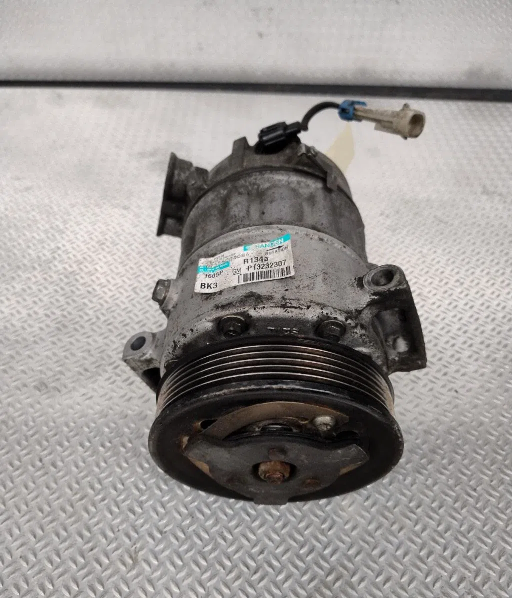Compresseur air conditionne OPEL INSIGNIA 1  INSIGNIA 1 PHASE 1 BREAK occasion — photo 2
