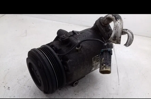 Compresseur air conditionne Opel MERIVA A Monospace (X03) 1.4 16v twinport (e75) (2004-2010) occasion — photo 2