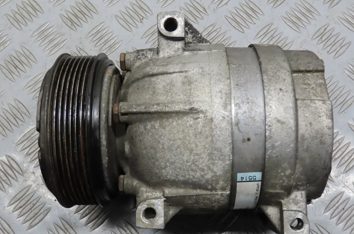 Compresseur air conditionne Opel MOVANO A Fourgon (X70) 2.5 dti (fd) (2001) occasion — photo 2