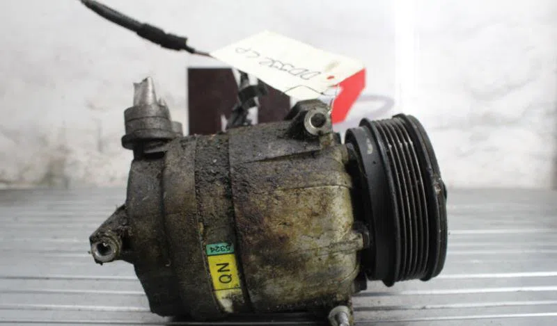 Compresseur air conditionne OPEL VECTRA B PHASE 1 BREAK occasion — photo 2