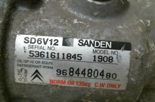 Compresseur air conditionne Peugeot 1007 (KM_) 1.4 hdi (2005) occasion — photo 2
