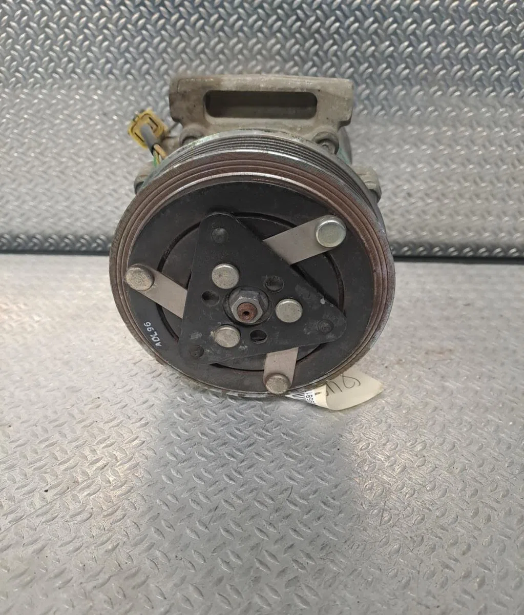 Compresseur air conditionne Peugeot 1007 (KM_) 1.6 16v (2005) occasion — photo 2