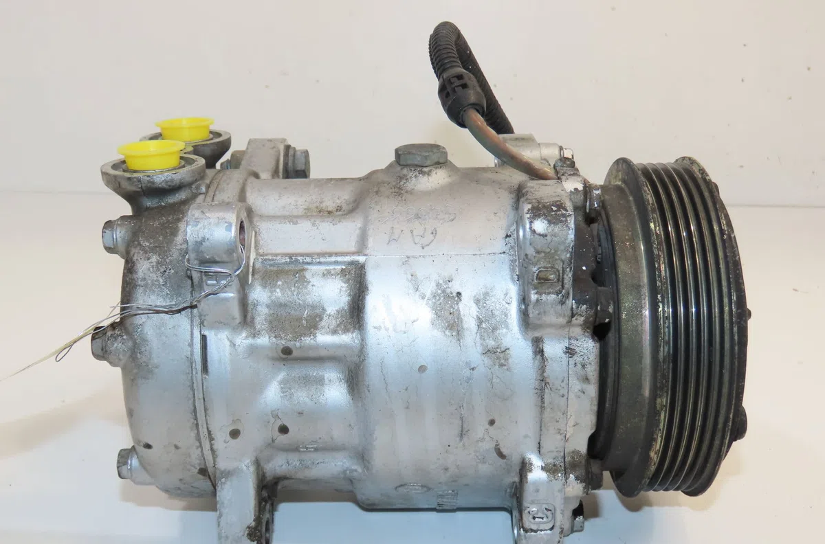 Compresseur air conditionne Peugeot 106 I (1A, 1C) 1.4 (1991-1996) occasion — photo 2