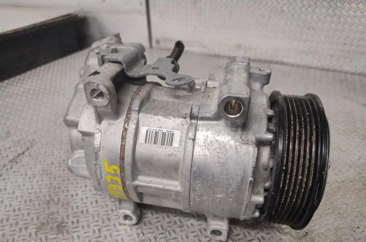 Compresseur air conditionne PEUGEOT 2008 2  2008 2 occasion — photo 2