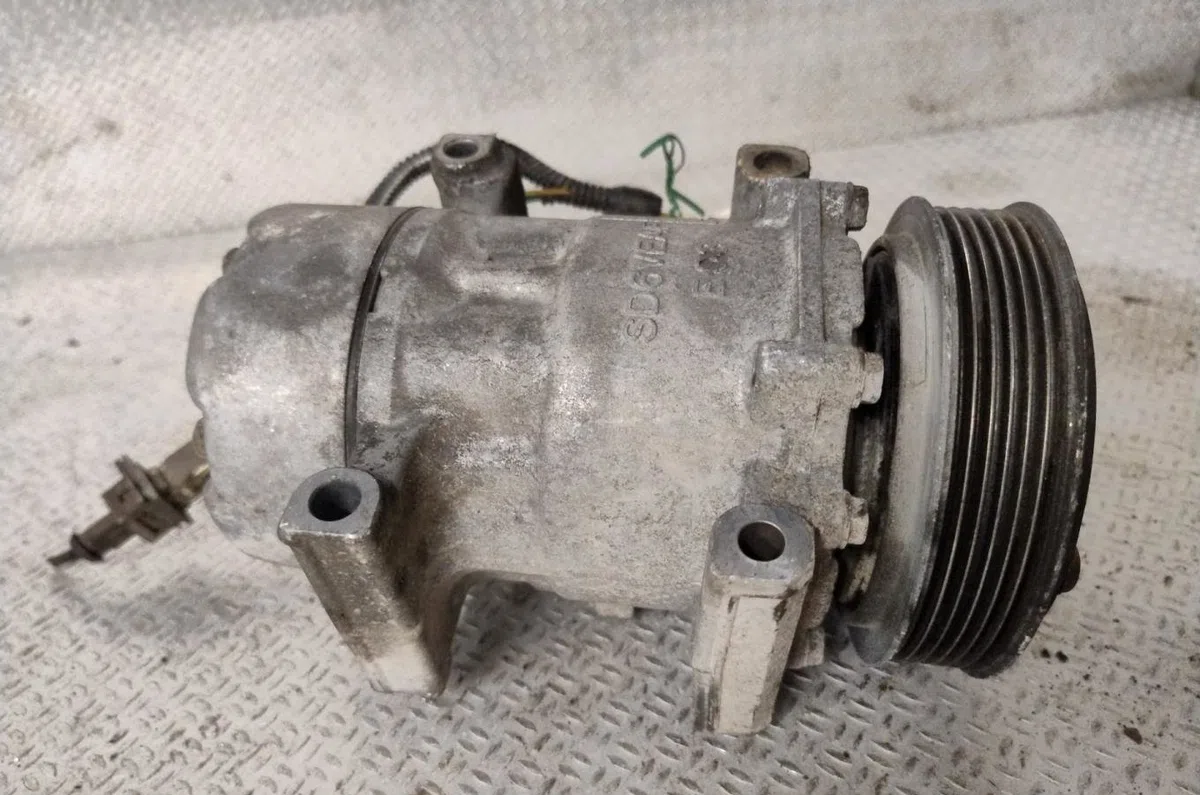 Compresseur air conditionne PEUGEOT 206  206 PHASE 1 CABRIOLET occasion — photo 2