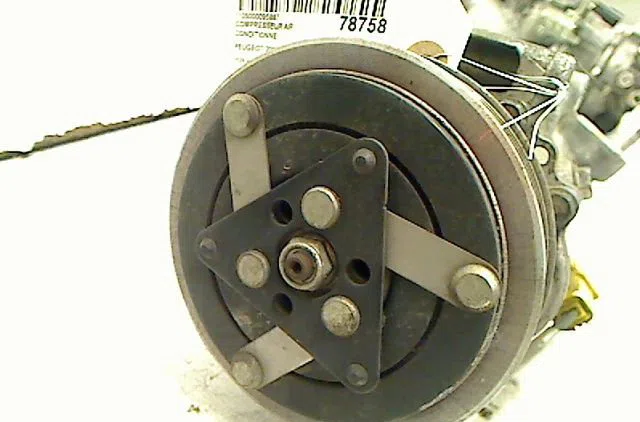 Compresseur air conditionne Peugeot 206 (2L_, 2M_) 1.1 (2009-2013) occasion — photo 2