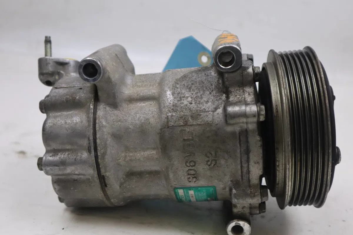 Compresseur air conditionne Peugeot 206 3-5 portes (2A-C) 1.1 i (1998-2007) occasion — photo 2