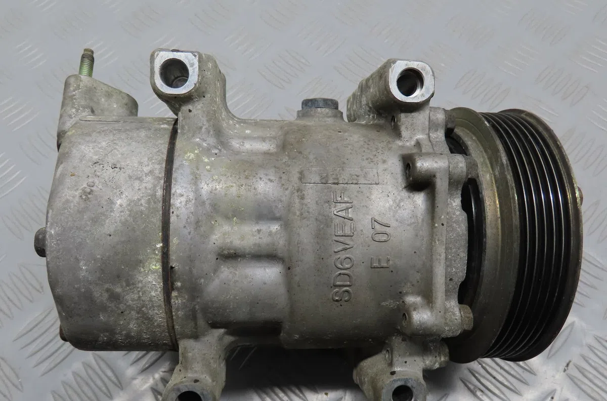 Compresseur air conditionne Peugeot 206 3-5 portes (2A-C) 1.4 i (1998-2012) 3 portes occasion — photo 2