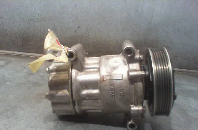 Compresseur air conditionne PEUGEOT 206 Phase 1 09-1998--03-2009 occasion — photo 2