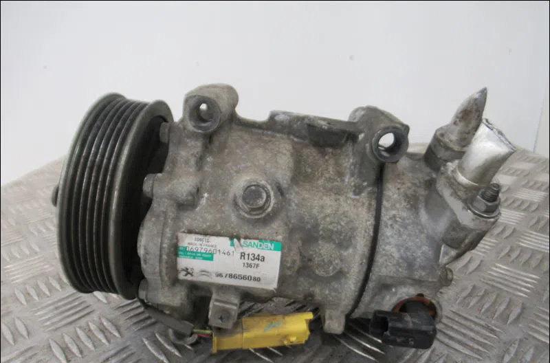 Compresseur air conditionne Peugeot 208 I (CA_, CC_) 1.4 hdi (2012) 3 portes occasion — photo 2