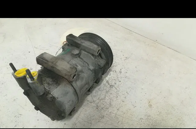 Compresseur air conditionne Peugeot 307 (3A-C) 2.0 16v (2000-2005) occasion — photo 2