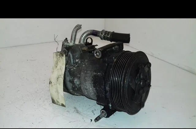 Compresseur air conditionne PEUGEOT 308 occasion — photo 2