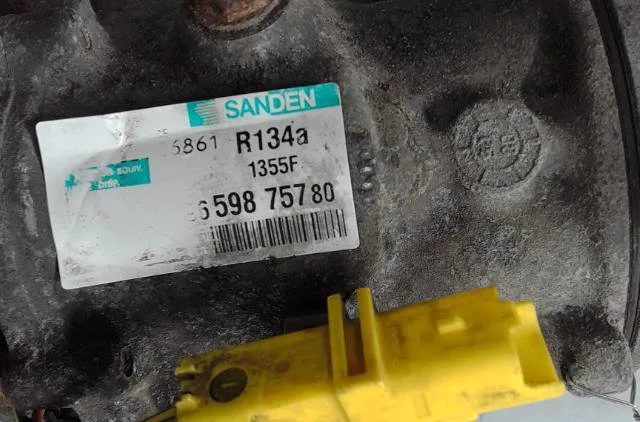 Compresseur air conditionne Peugeot 406 (8B) 1.8 16v (1995-2000) occasion
