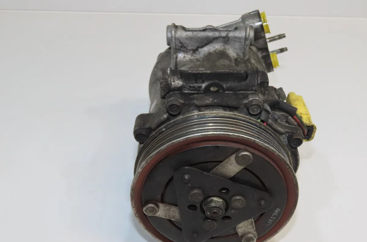 Compresseur air conditionne Peugeot 407 (6D_) 1.6 hdi 110 (6d9hzc, 6d9hyc) (2004-2010) occasion — photo 2