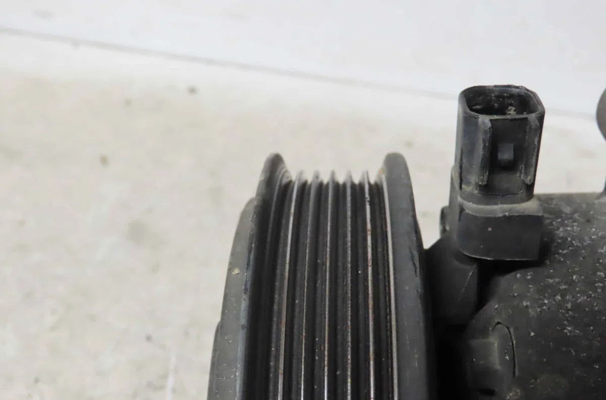 Compresseur air conditionne PEUGEOT BOXER III occasion — photo 2