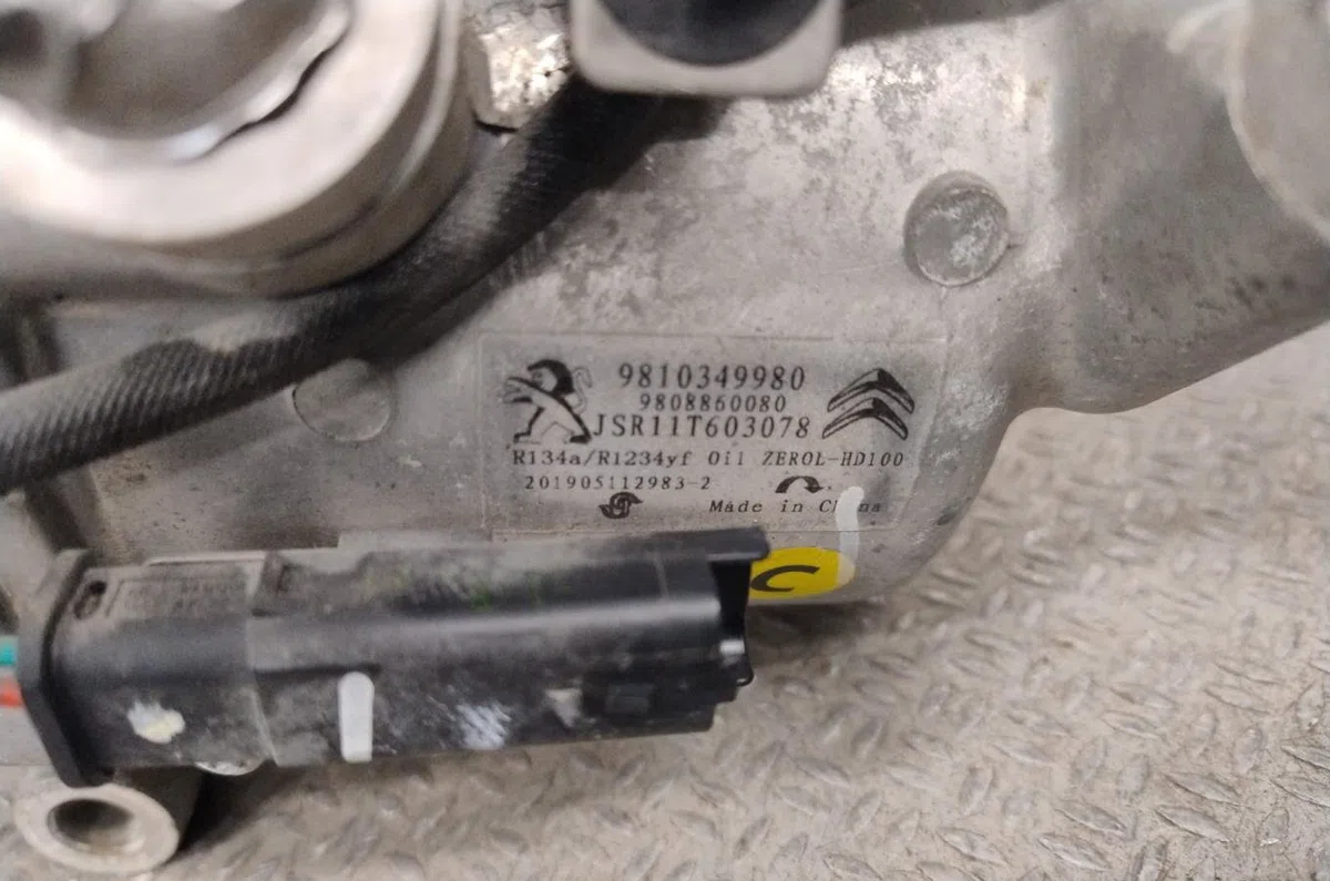 Compresseur air conditionne PEUGEOT PARTNER 3  PARTNER 3 PHASE 1 occasion — photo 2