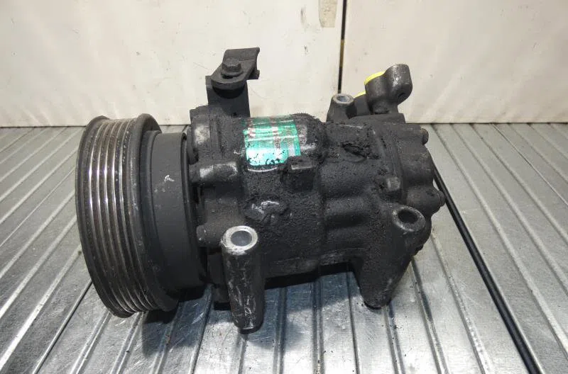 Compresseur air conditionne RENAULT CLIO 2 CAMPUS PHASE 2 occasion — photo 2