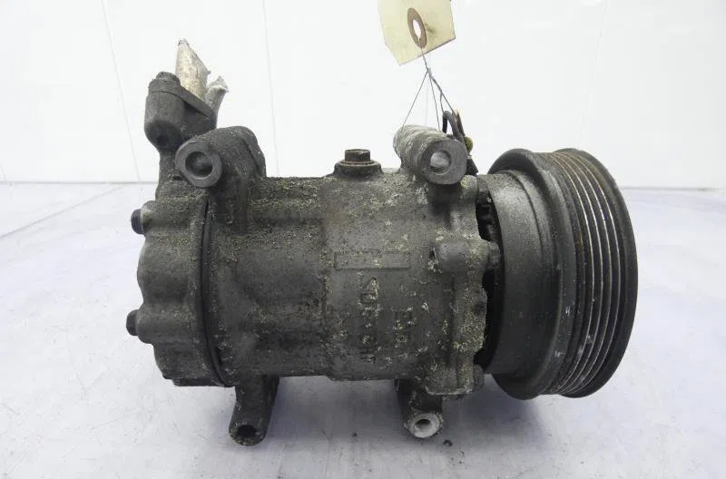 Compresseur air conditionne RENAULT CLIO 2 PHASE 2 occasion — photo 4