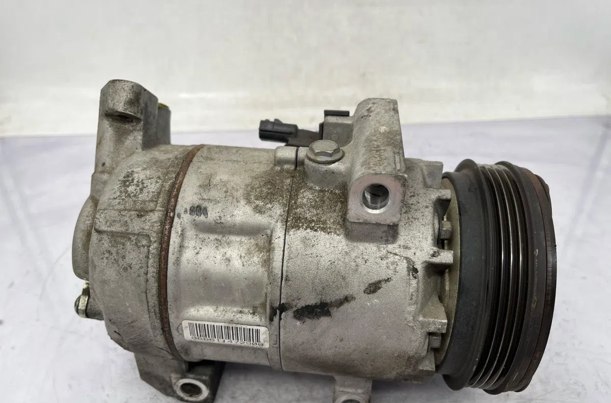 Compresseur air conditionne RENAULT CLIO 4 PHASE 2 occasion — photo 3