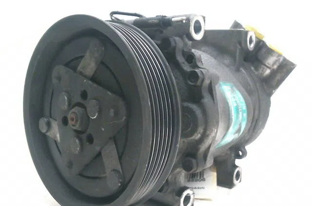 Compresseur air conditionne Renault CLIO II (BB_, CB_) 1.4 16v (b-cb0p, bb13) (2000-2008) 5 portes occasion