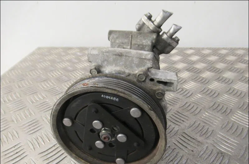 Compresseur air conditionne Renault CLIO III (BR0-1, CR0-1) 1.5 dci (2010-2014) 3 portes occasion — photo 2