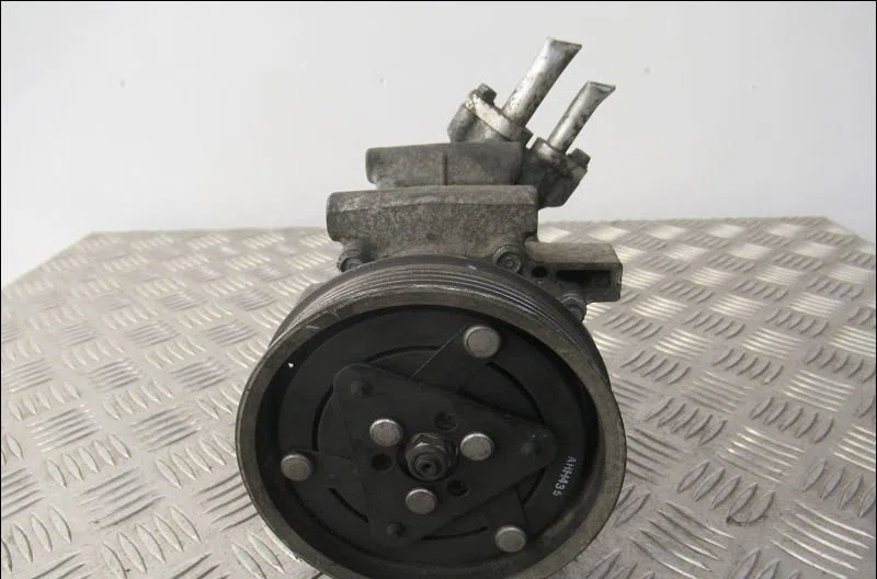 Compresseur air conditionne Renault CLIO III (BR0-1, CR0-1) 1.5 dci (2010-2014) 5 portes occasion — photo 2