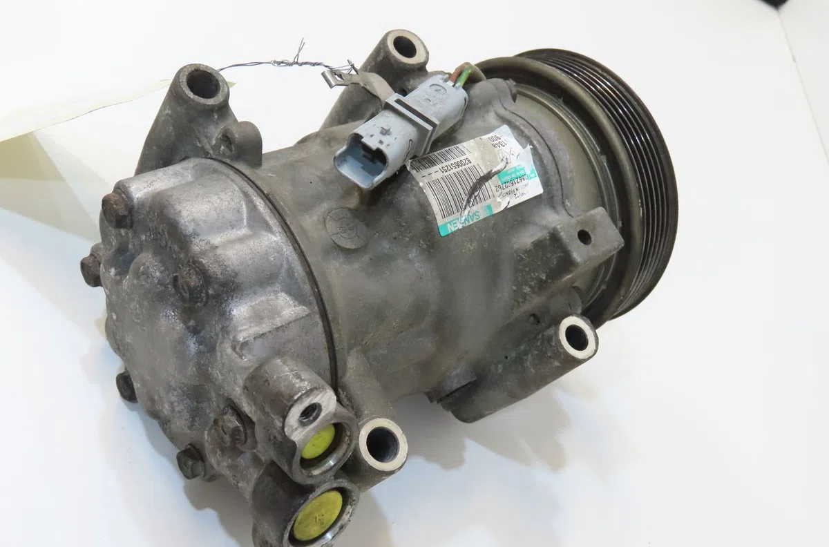 Compresseur air conditionne Renault CLIO III (BR0-1, CR0-1) 1.5 dci (br17, cr17) (2005-2012) 5 portes occasion — photo 2